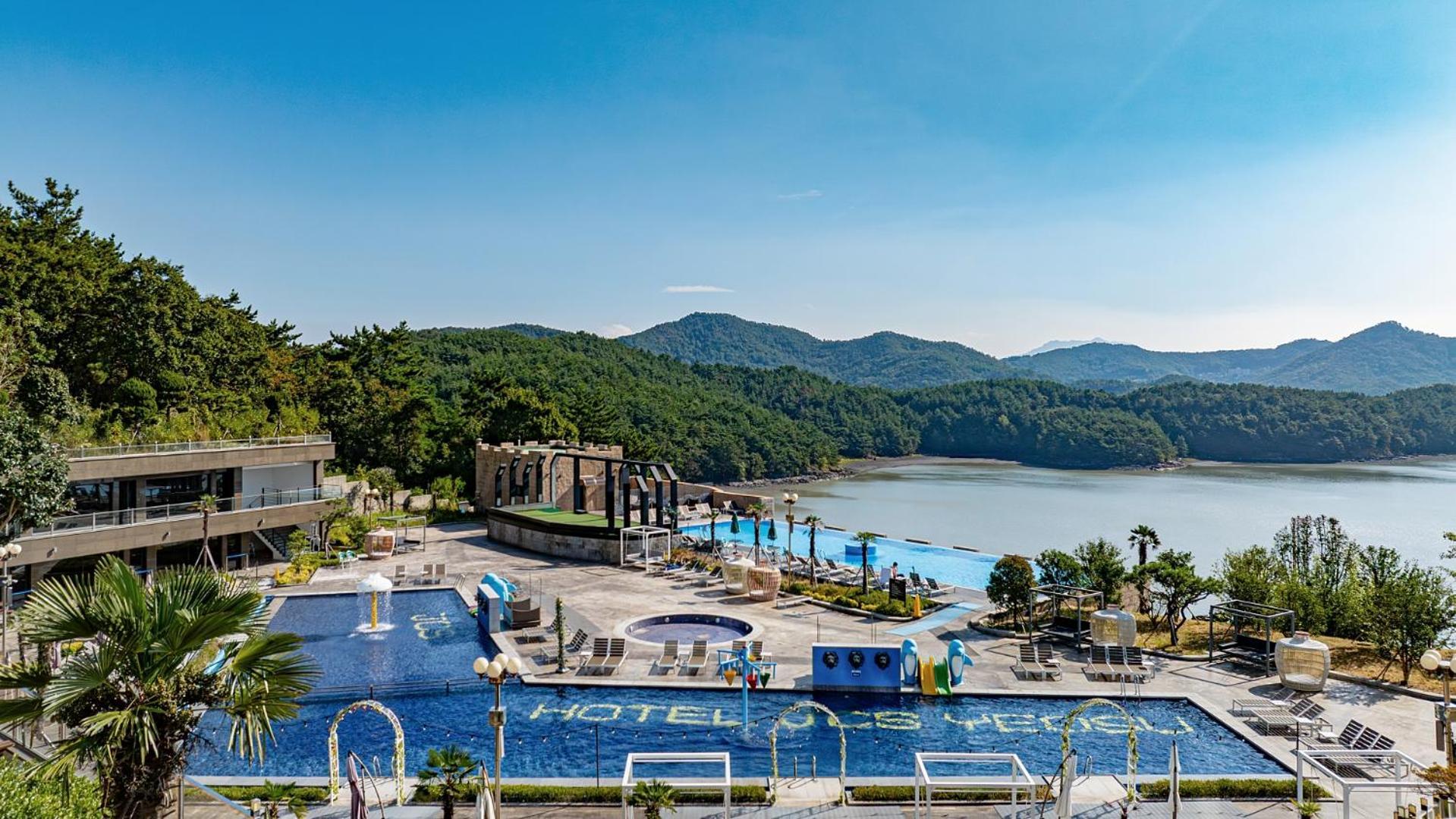 Hotel Jcs Йосу Екстер'єр фото