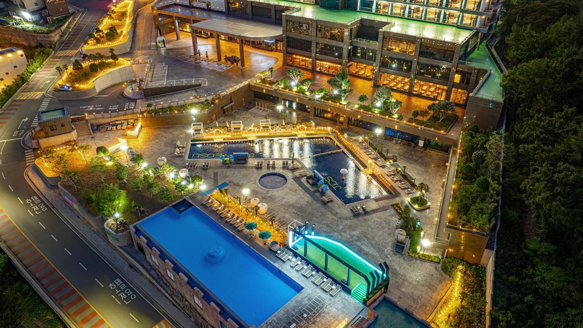 Hotel Jcs Йосу Екстер'єр фото