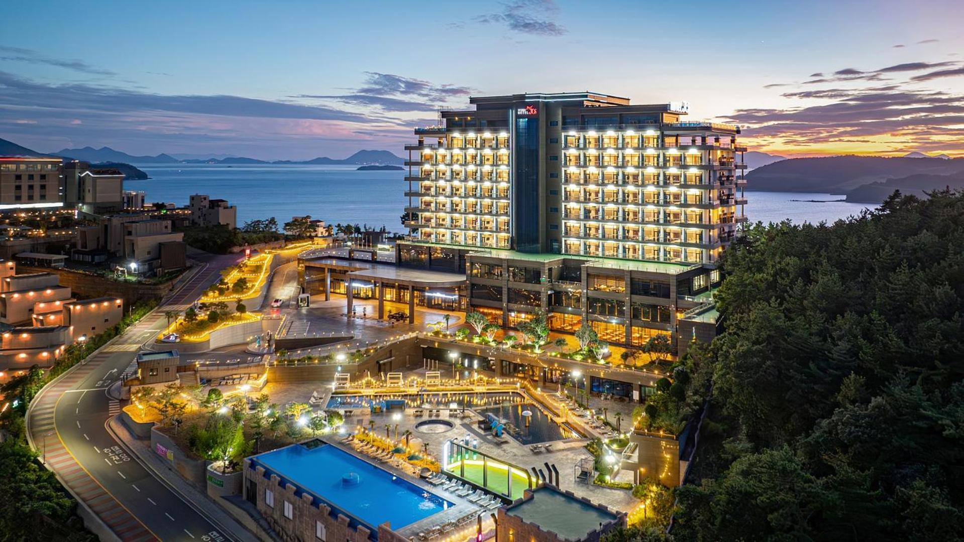 Hotel Jcs Йосу Екстер'єр фото