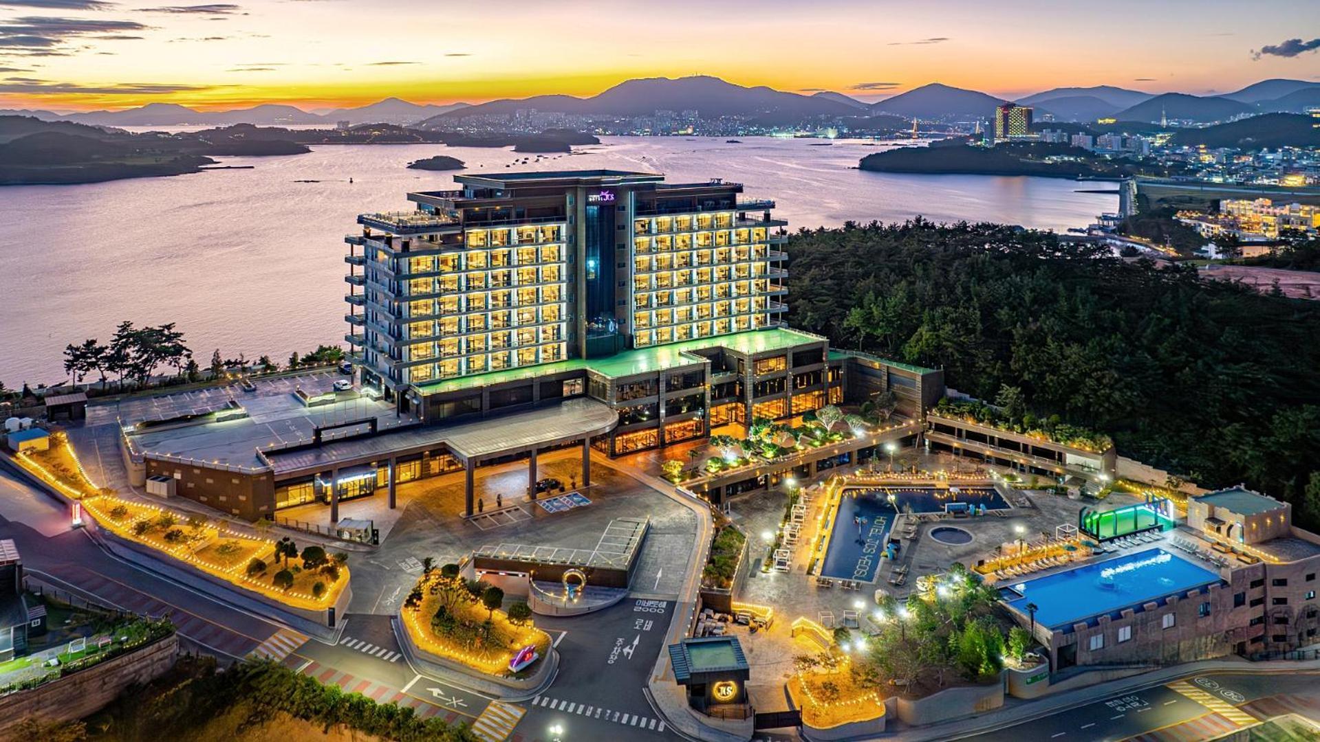 Hotel Jcs Йосу Екстер'єр фото